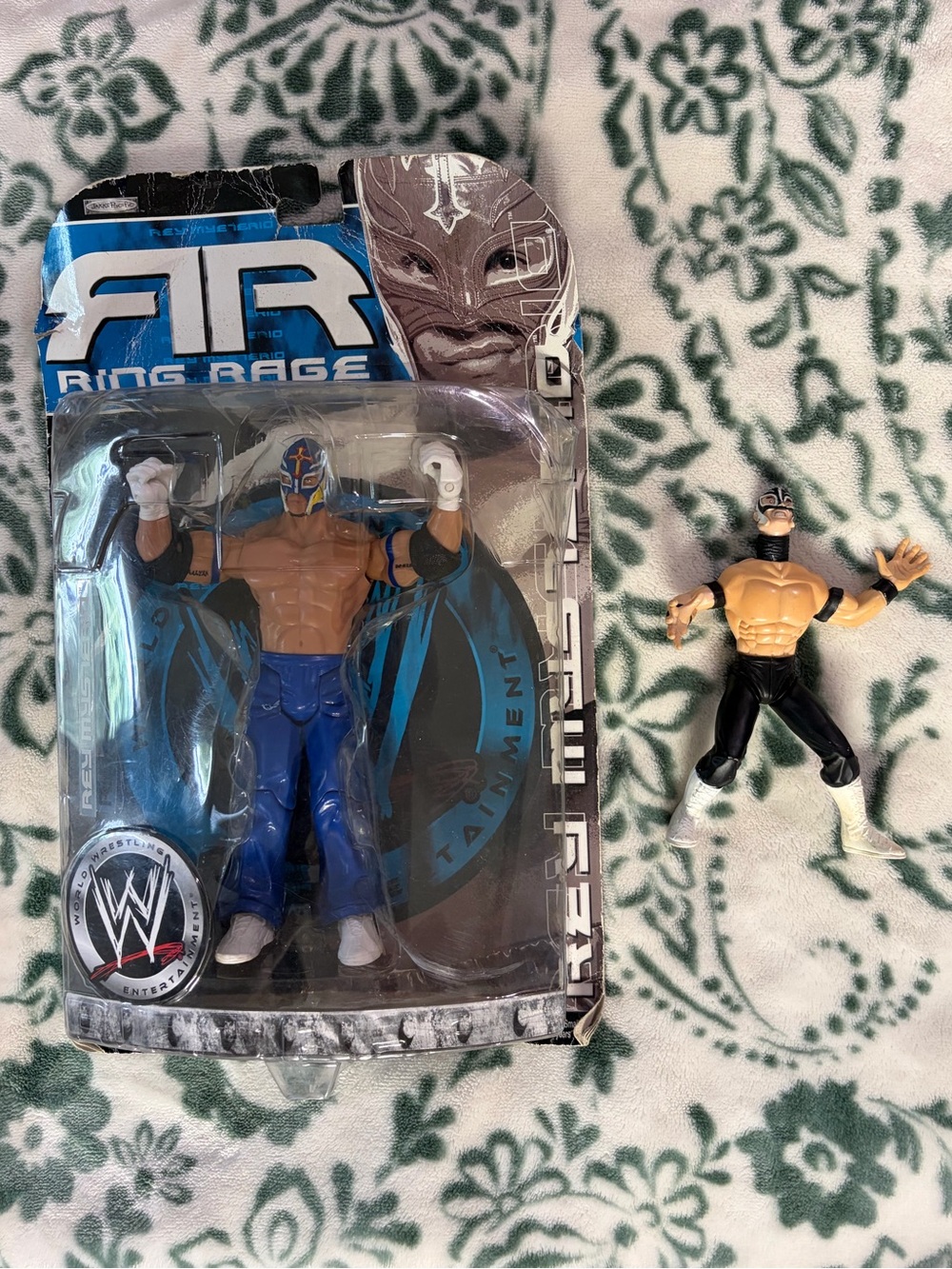 Jakks Pacific WWE Ruthless Aggression Series 25 & Series 7 Rey Mysterio Lot